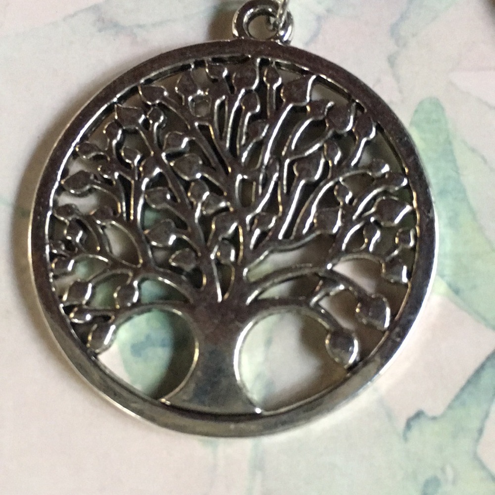New! Tree of Life Keychain - Picture 3 of 6